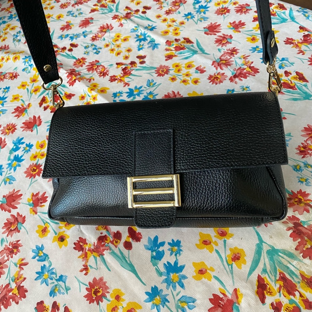Black Italian pebble leather crossbody purse by  Divina Firenze.
